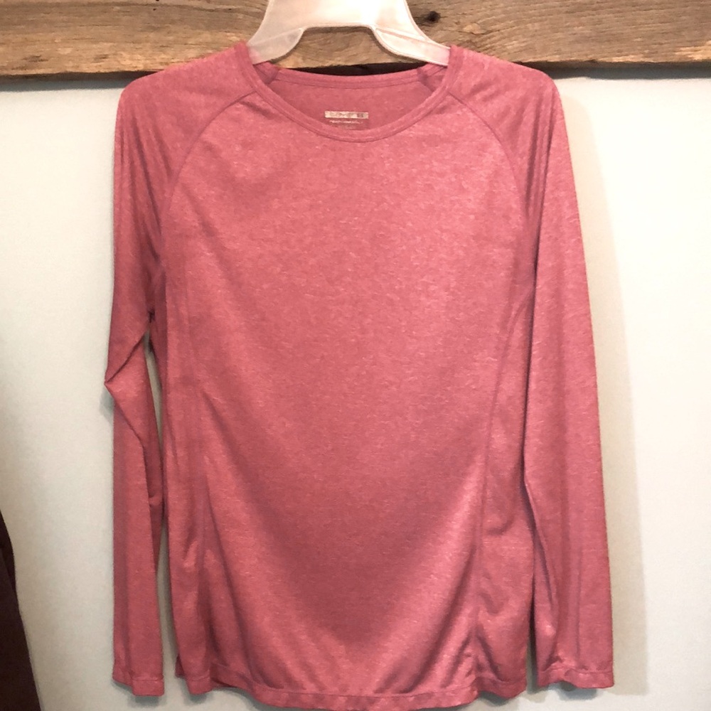 Layer 8 Performance Tee Long Sleeved Size Large